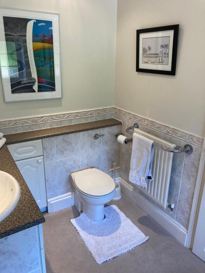 Exclusive 2 Bedroom Apartment With Summer House And Hot Tub Daventry Exteriör bild